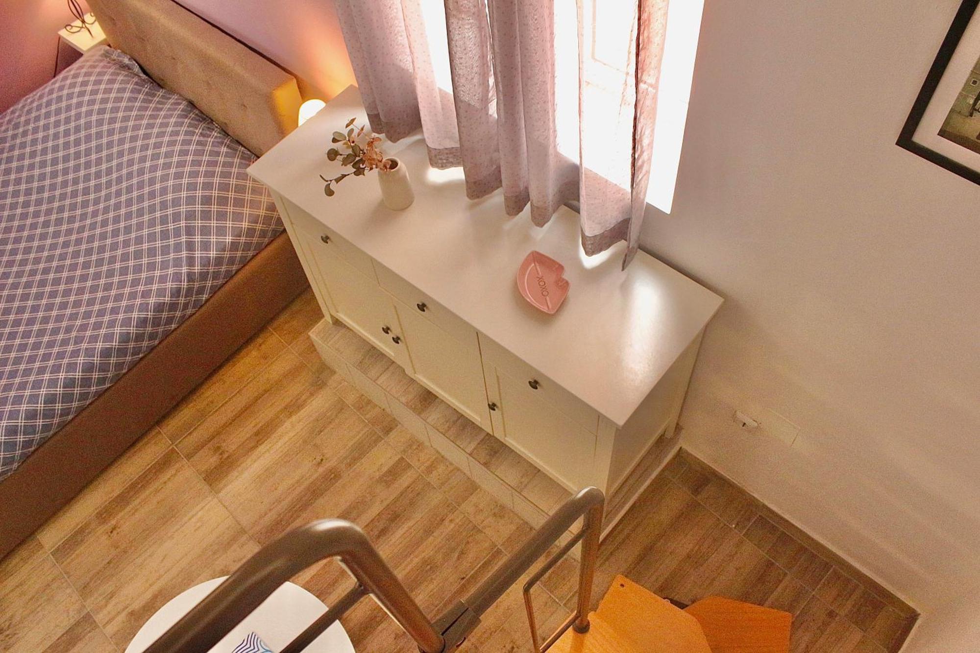Klarisa City Center Apartment With Terrace สปลิท ภายนอก รูปภาพ