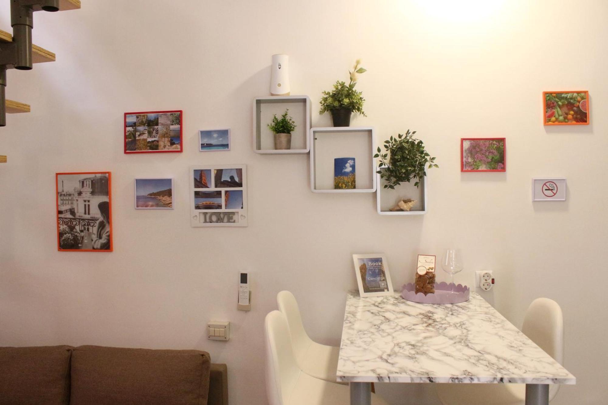 Klarisa City Center Apartment With Terrace สปลิท ภายนอก รูปภาพ