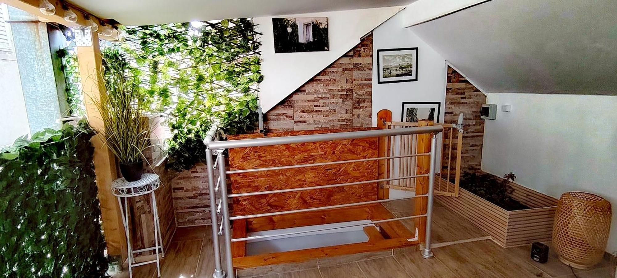 Klarisa City Center Apartment With Terrace สปลิท ภายนอก รูปภาพ