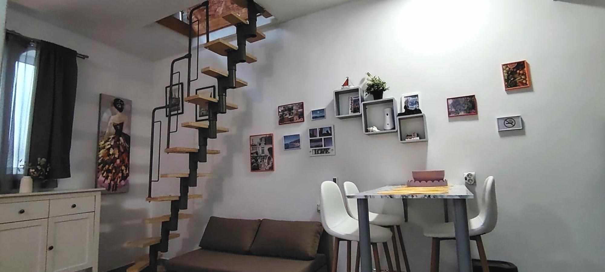 Klarisa City Center Apartment With Terrace สปลิท ภายนอก รูปภาพ